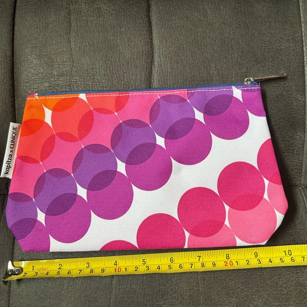 New Kapitza X Clinique Cosmetic Travel Bag Pink Purple Orange Polka Dot Modern